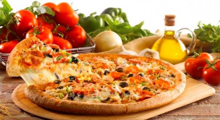 Любая пицца диаметром 40 см со скидкой 50% от знаменитой пиццерии «Papa John's». Искушение для гурманов!