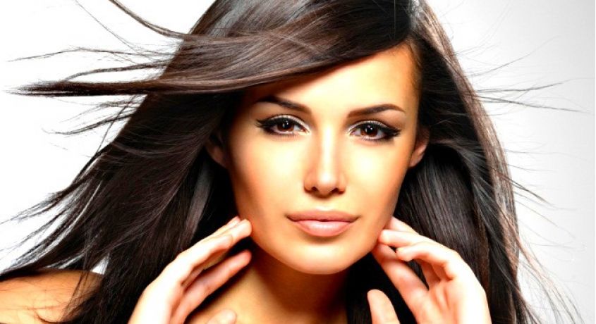 Бразильское выпрямление волос Coco Choko или модельная стрижка + экранирование волос со скидкой 60% в салоне красоты «Ангел».
