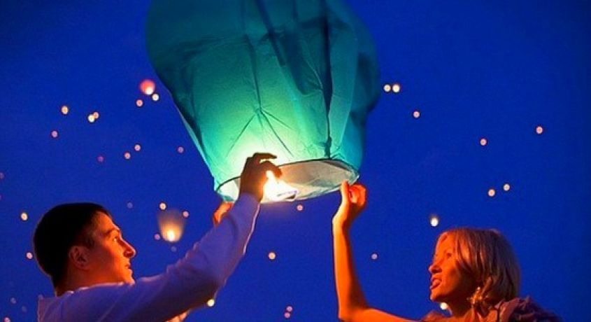 Создай романтическое настроение для любимых! Небесные фонарики со скидкой 50% от магазина  «Магический Кристалл».