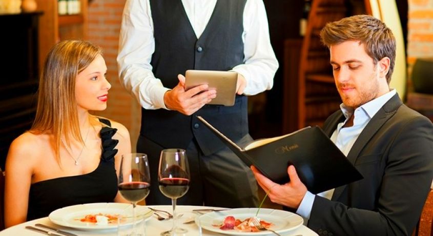 Ваше свидание пройдет идеально! Романтический ужин для двоих в кафе «Жемчужина» со скидкой 50%.