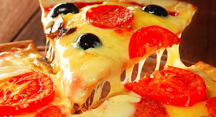 Выбирай на свой вкус!  Итальянская пицца, свежие суши, пышные осетинские пироги со скидкой 50% от службы доставки «Мэтр Вкуса» .