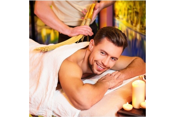 Классический мужской спа-массаж с бамбуковым веником