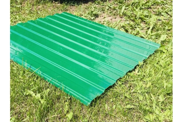Пластиковый профлист ПЭТ зеленый 3м х 0,9м