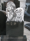 Детский памятник с ангелочком
