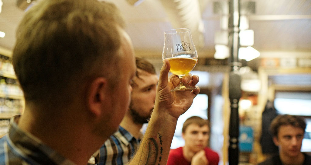 Brew pub - Viva La Revolution крафтовое пиво в срезе истории.